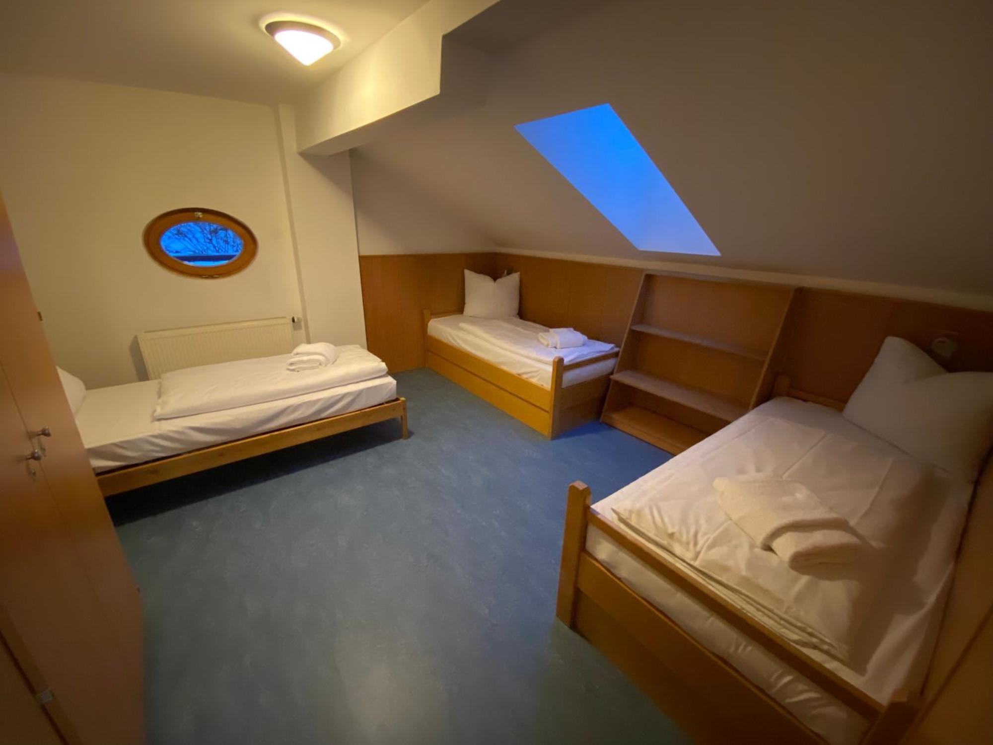 Twenty Seven City Hotel 滨湖采尔 外观 照片