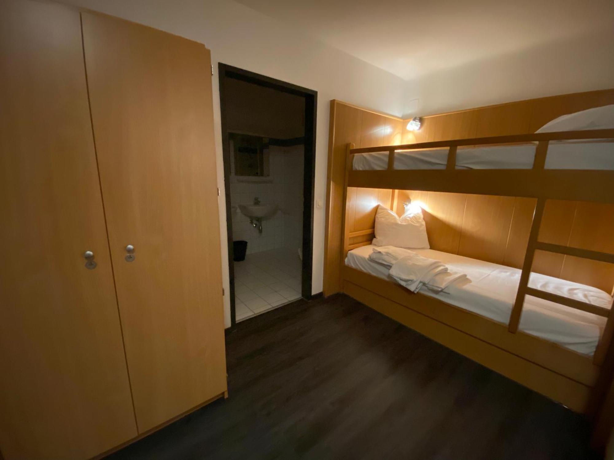 Twenty Seven City Hotel 滨湖采尔 外观 照片